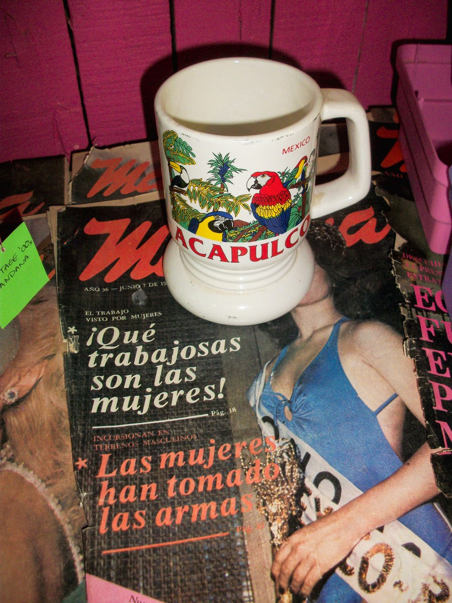 Tropical Trash lifestyle